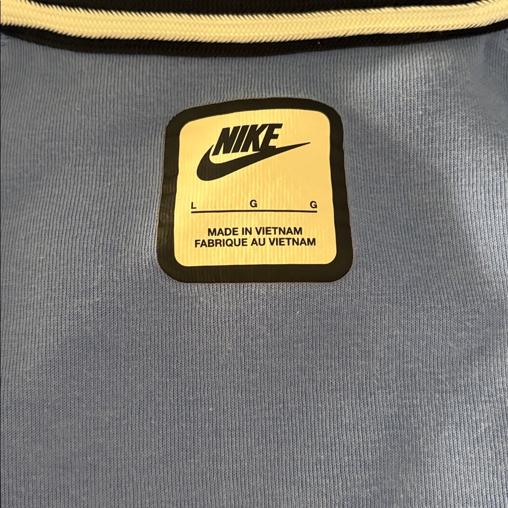 Boy’ Nike Tech Hoodie and Pants - Picture 5 of 10